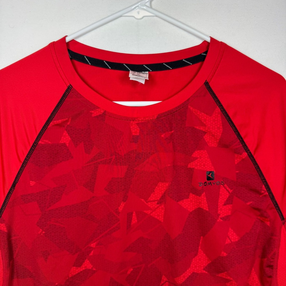 Decathlon Domyos Mens Red Geometric Athletic Training‎ T Shirt Sz L